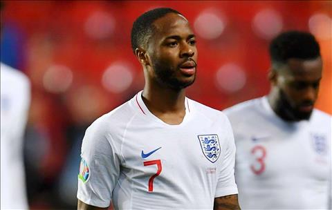 Thái độ như của Sterling đáng bị đuổi về nhà!