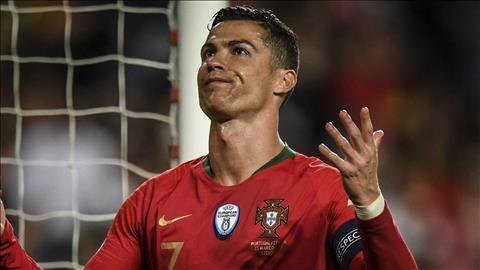 HLV Santos nổi xung khi liên tục bị hỏi về Ronaldo hình ảnh