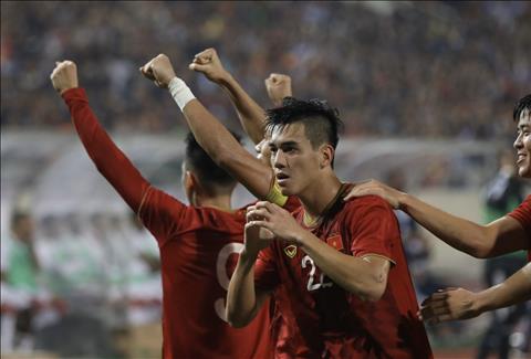 Việt Nam 1-0 UAE: Tiếp nối giấc mơ ngọt ngào