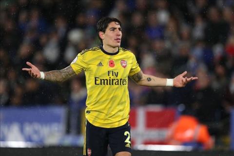 Arsenal chiêu mộ Cedric có phải dấu chấm hết cho Bellerin?