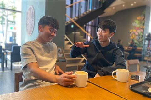 Không được lên tuyển, Minh Vương sang Hàn Quốc thăm Xuân Trường