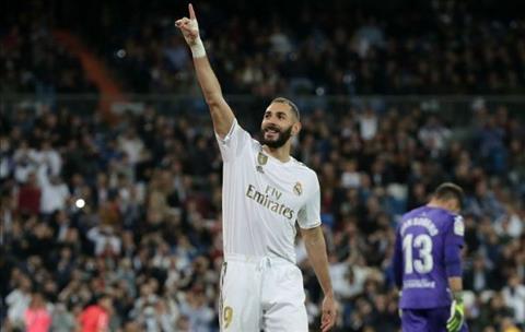 Huyền thoại ao ước Benzema trở lại Lyon