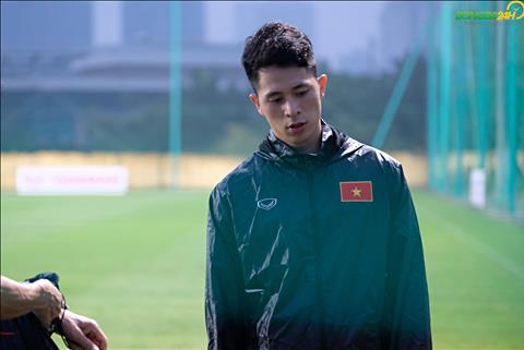 Tin mới nhất về chấn thương của trung vệ Đình Trọng