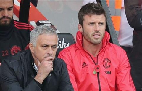 MU công bố cùng lúc hai bản hợp đồng mới, trong đó có Fletcher