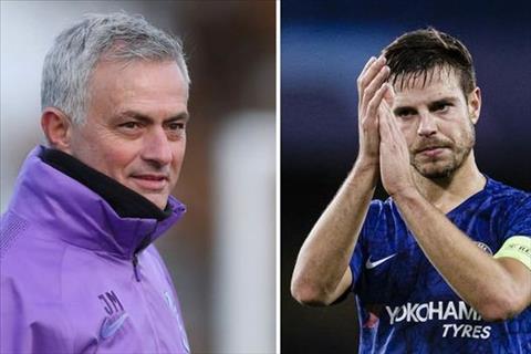 Người đặc biệt được trò cũ Chelsea chào mừng