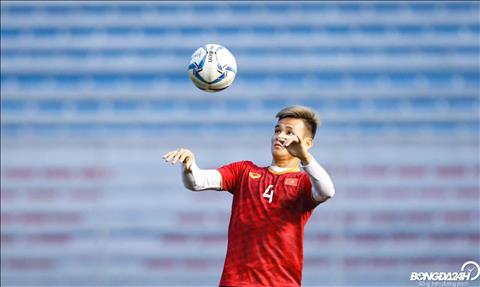 Tấn Tài buồn vì không được đá trận ra quân cùng U23 Việt Nam