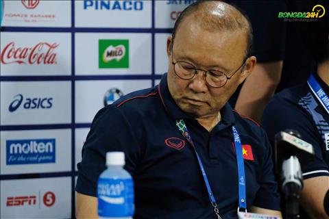 Thắng trận ra quân, HLV Park Hang Seo báo tin cực buồn