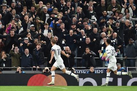 Tottenham ngược dòng ngoạn mục, Jose Mourinho cảm ơn một cậu bé hình ảnh