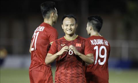 Video: Trọng Hoàng ghi bàn đầu tiên tại SEA Games 30 vào lưới U22 Lào