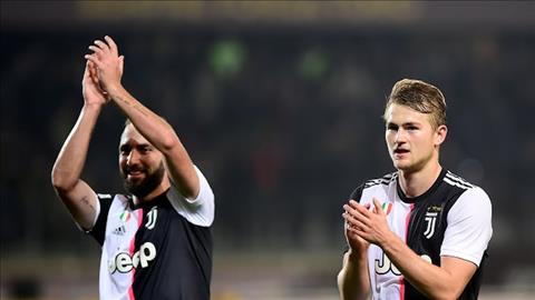 Torino 0-1 Juventus: Bom tấn định đoạt derby