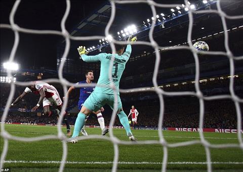 Chelsea 4-4 Ajax Ngược dòng thăng hoa, thảm họa phòng ngự hình ảnh