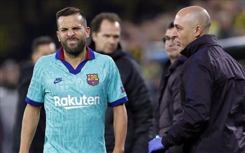 Hòa Slavia Praha, Barca còn nhận thêm tin buồn