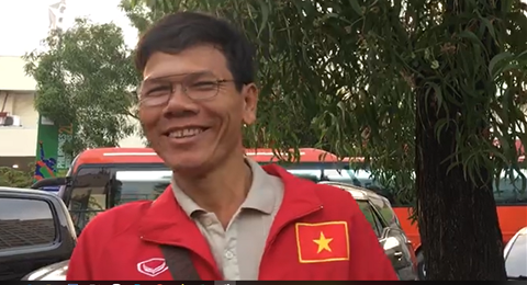 Phỏng vẫn bố Hồ Tấn Tài sang Phippines cổ vũ U22 Việt Nam hình ảnh