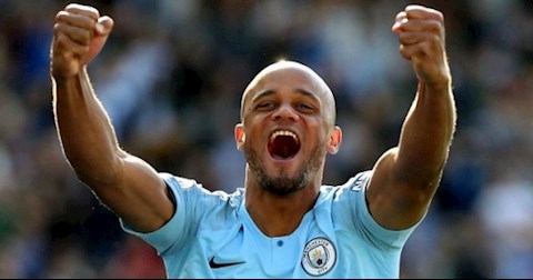 Kompany chỉ ra ngôi sao lớn nhất mà Man City cần phải giữ