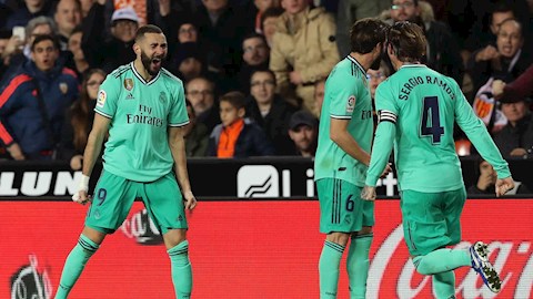 Giật lại 1 điểm quý giá cho Real Madrid, Benzema nổ tưng bừng