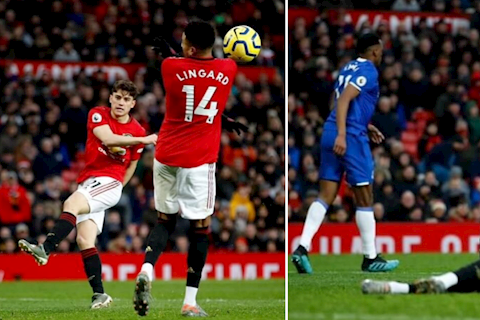Lingard bị đồng đội sút vào mặt nhân dịp sinh nhật