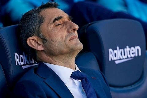 Barca sa thải HLV Valverde và bổ nhiệm huyền thoại Xavi thay thế hình ảnh