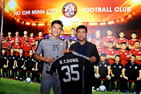 Bùi Tiến Dũng giải thích về số áo mới tại CLB TP.HCM