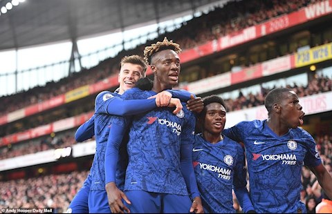 5 điểm nhấn ở derby Arsenal 1-2 Chelsea đầy sôi động hình ảnh