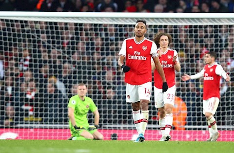 Charlie Nicholas ‘Vào top 4 là một điều không tưởng với Arsenal’ hình ảnh