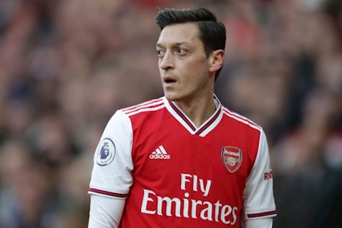 Tiết lộ: Arsenal từ chối đề nghị nặng đô dành cho Mesut Ozil