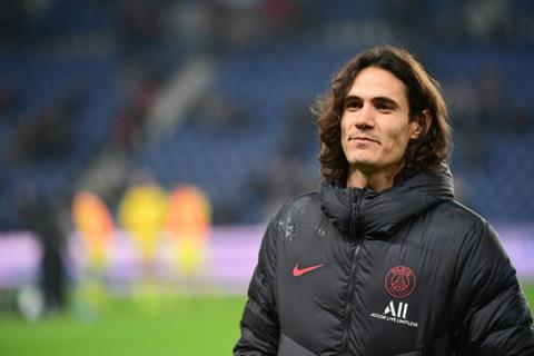 Abraham muốn Cavani gia nhập Chelsea vì một điều…