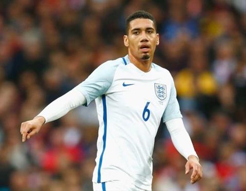 Chơi bùng nổ, Smalling sắp được thưởng lớn
