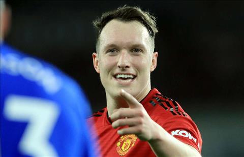 VIDEO tài năng của Phil Jones - nỗi kinh hoàng của David De Gea