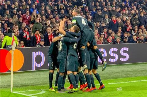 Santiago Solari phát biểu sau trận đấu Ajax 1-2 Real Madrid hình ảnh