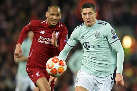 Liverpool vs Bayern Fabinho vs Lewy tranh bong