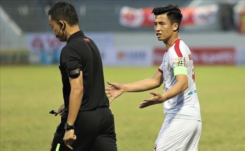 Trung vệ Bùi Tiến Dũng: Thẻ đỏ cho Quế Ngọc Hải là quá nặng