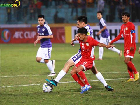 Thu quan cua Ha Noi FC da co mot ngay thi dau an tuong khi ta xung huu dot trong hang phong ngu Nagaworld.