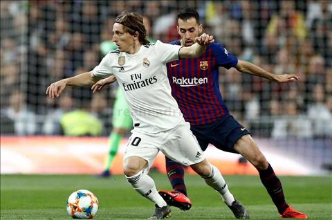 Modric mượn Ronaldo chỉ trích hàng công Real