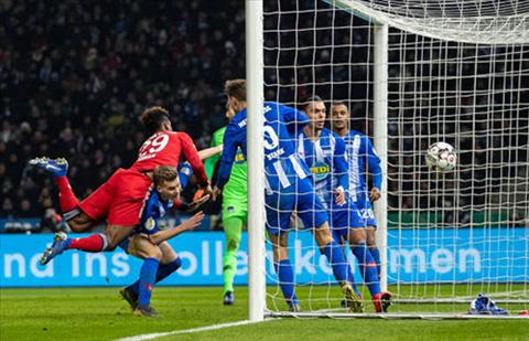 Video bàn thắng Hertha Berlin vs Bayern Munich 2-3 Cúp quốc gia hình ảnh