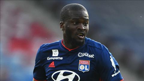 Lyon san sang ban Ndombele cho PSG