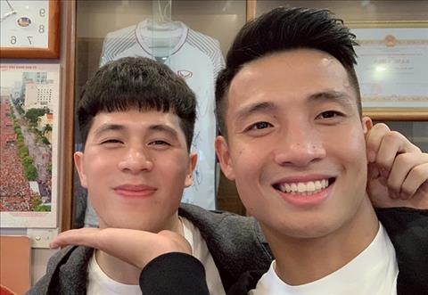 Bùi Tiến Dũng vui mừng khi được gặp lại Đình Trọng