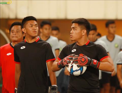 U23 Brunei cầu nguyện trong buổi tập cuối trước trận U23 Việt Nam hình ảnh