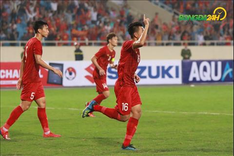 U23 Việt Nam thắng đậm ngày ra quân Thành công bắt đầu từ tuyến dưới hình ảnh 2