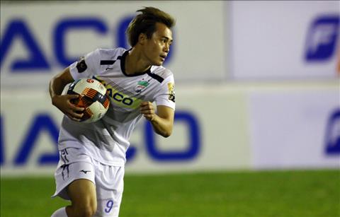 Văn Toàn quyết tâm tỏa sáng trong trận đấu ra mắt HLV Lee Tae Hoon