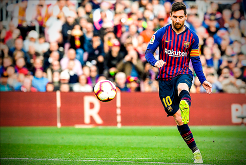 Cạn lời với hàng loạt cột mốc Messi vừa xô đổ