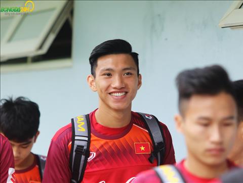 Ngoai Bui Tien Dung, cac cau thu khac cua Ha Noi FC nhu Doan Van Hau cung gop mat cung DT U23 Viet Nam trong buoi tap sang ngay 7/3.