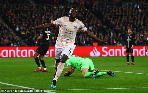 Lukaku lap cu dup tran thu 3 lien tiep