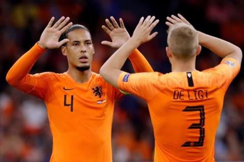 Cực nóng: Trung vệ 75 triệu euro “tỏ tình” với Liverpool