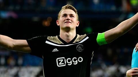 Trung vệ De Ligt của Ajax gia nhập Barca vào mùa hè 2019 hình ảnh