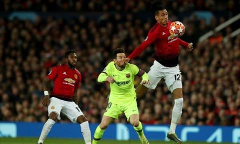 Smalling lấy tên Messi đặt cho con trai