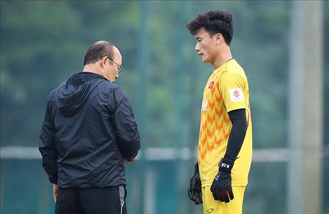 Góc nhìn: Cơ hội nào cho thủ môn Bùi Tiến Dũng?