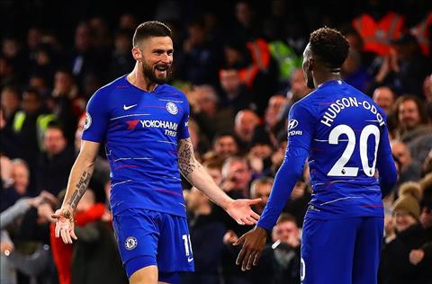 Chelsea ha Brighton Giroud va Callum Hudson-Odoi