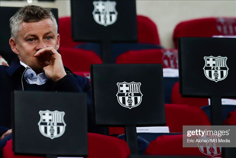 Solskjaer: “Các cầu thủ M.U đang ảo tưởng sức mạnh