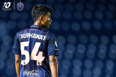 Xuân Trường kiến tạo giúp đồng đội đi vào lịch sử Champions League