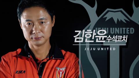 Trợ lý mới của HLV Park Hang Seo được xem là hung thần sân cỏ